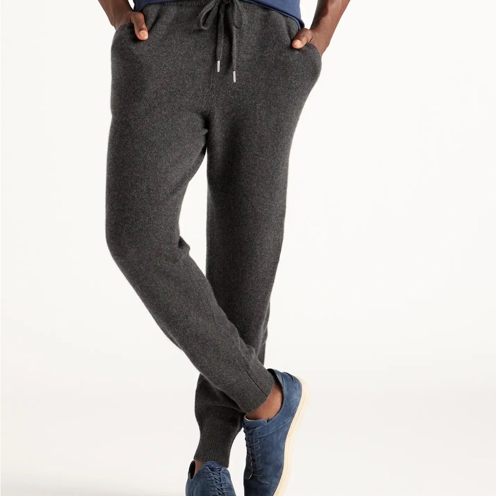 Quince Men’s Mongolian Cashmere Joggers, Charcoal, Size Large, NWT $99.90 - Picture 2 of 6